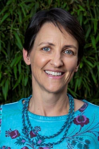Photo of Caroline Skinner